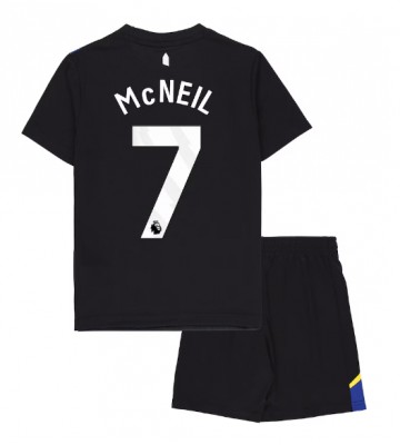 Everton Dwight McNeil #7 Replika Tredje Tröja Barn 2025-26 Kortärmad (+ Korta byxor)
